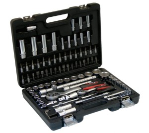 Zestaw narzędziowy YATO 1/2'' i 1/4''  94cz + GRATIS (YT-1268)