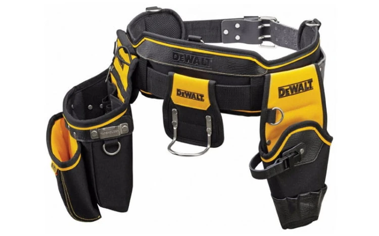 Pas monterski wielofunkcyjny DeWalt DWST1-75552