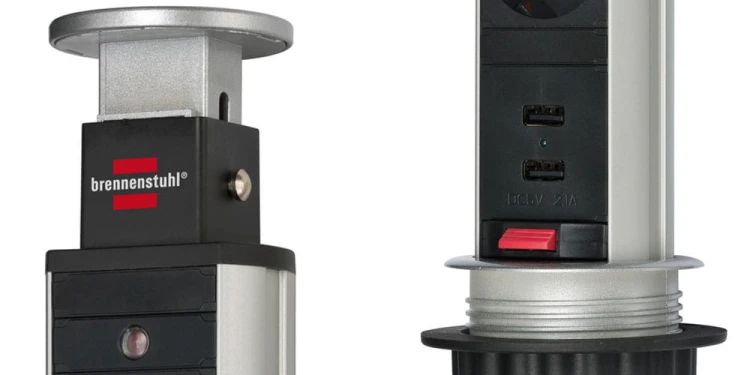 Przedłużacz kolumnowy Tower Power Brennenstuhl 3 gniazda, przewód 2m H05VV-F 3G1,5 z wyłącznikiem 1396201003