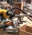 Pilarka ukosowa ukośnica DEWALT regulacja prędkości 216mm 1600W DW712-QS