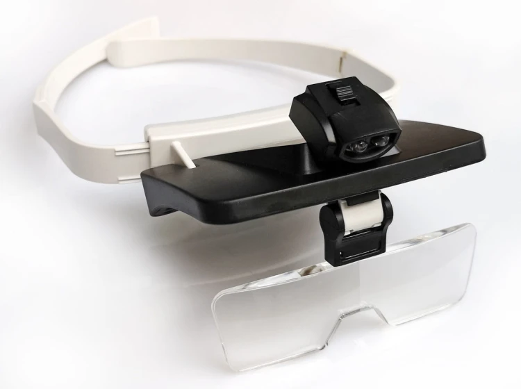 Okulary - szkła powiększające Neo Tools z 5 soczewkami i podświetleniem LED 06-130