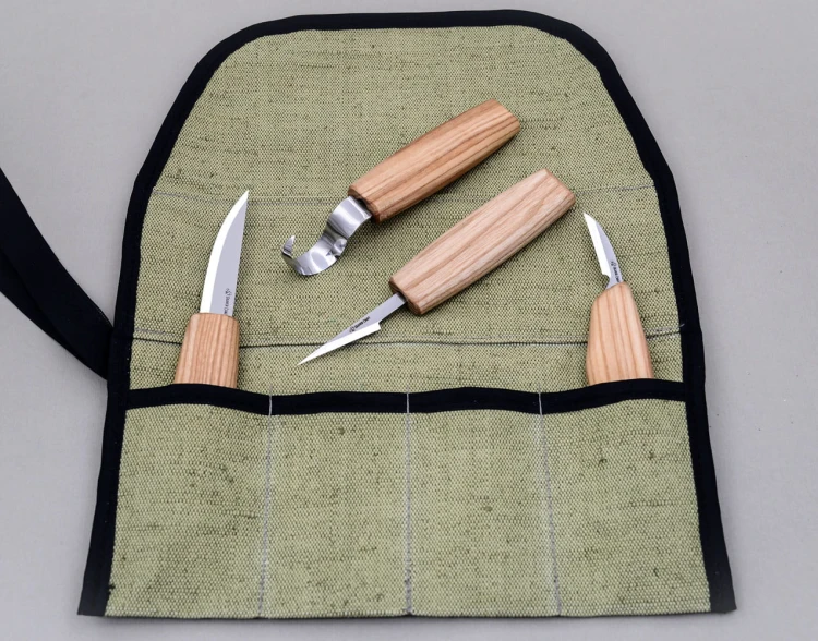 Zestaw 4 noży do rzeźbienia i drążenia łyżek w etui BeaverCraft S09