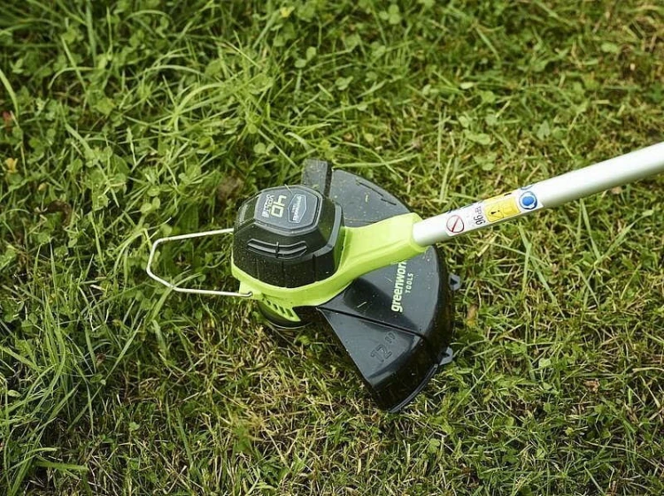 Podkaszarka do trawy 40V Greenworks wersja basic, bez akumulatora i ładowarki G40LT