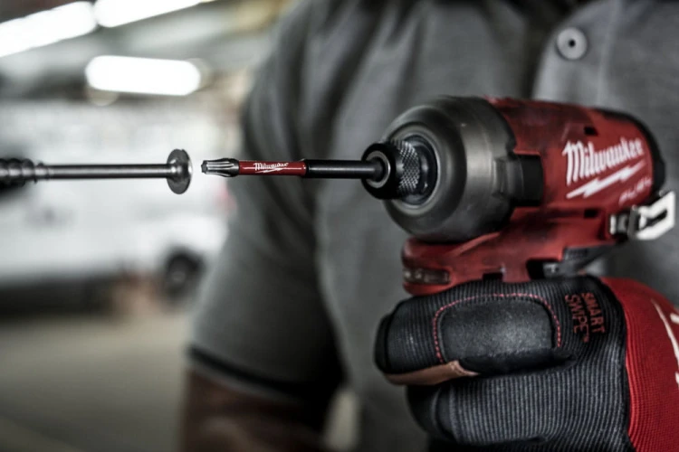 Końcówka wkrętakowa - bit udarowy T20 90mm Shockwave Milwaukee