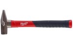 Młotek ślusarski z trzonkiem z włókna szklanego Milwaukee 500g 4932478663