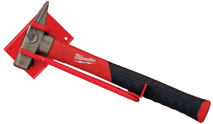Młotek ślusarski z trzonkiem z włókna szklanego Milwaukee 500g 4932478663