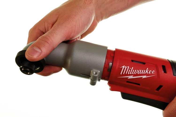 Udarowa zakrętarka kątowa Milwaukee 18V M18BRAID