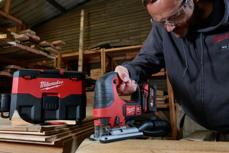 Wyrzynarka Milwaukee M18BJS