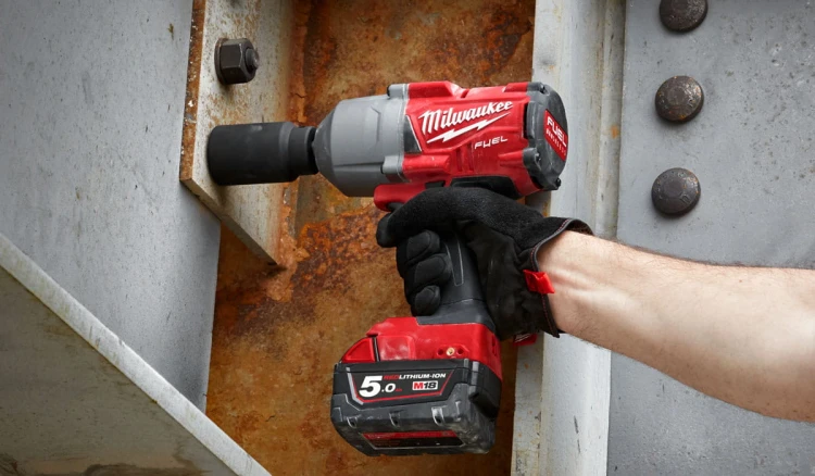 Klucz udarowy 1/2˝ Milwaukee M18 FUEL™ M18ONEFHIWP12