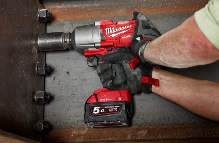 Klucz udarowy 1/2˝ Milwaukee M18 FUEL™ M18ONEFHIWF12