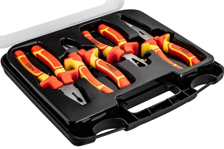 Narzędzia izolowane - szczypce 4 części Neo Tools 01-236