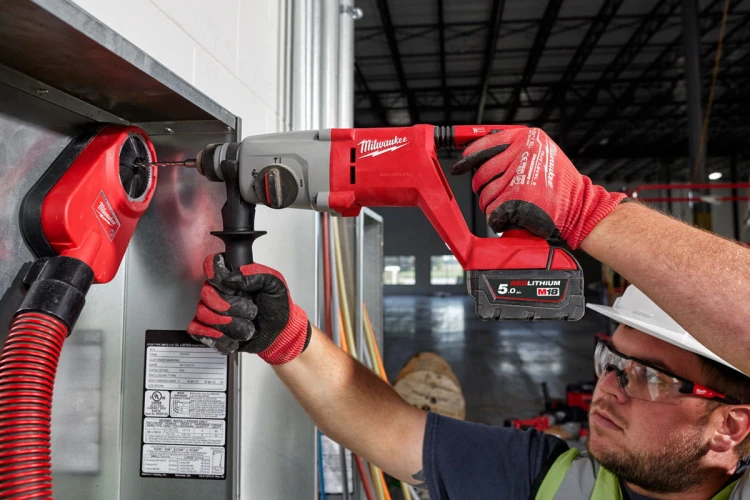 Bezszczotkowy młot udarowy Milwaukee M18BLHACD26 26 mm SDS-Plus