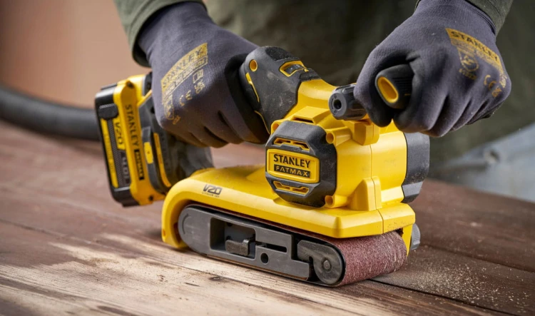 Szlifierka taśmowa 18V STANLEY® FATMAX® V20 SFMCW223B-XJ