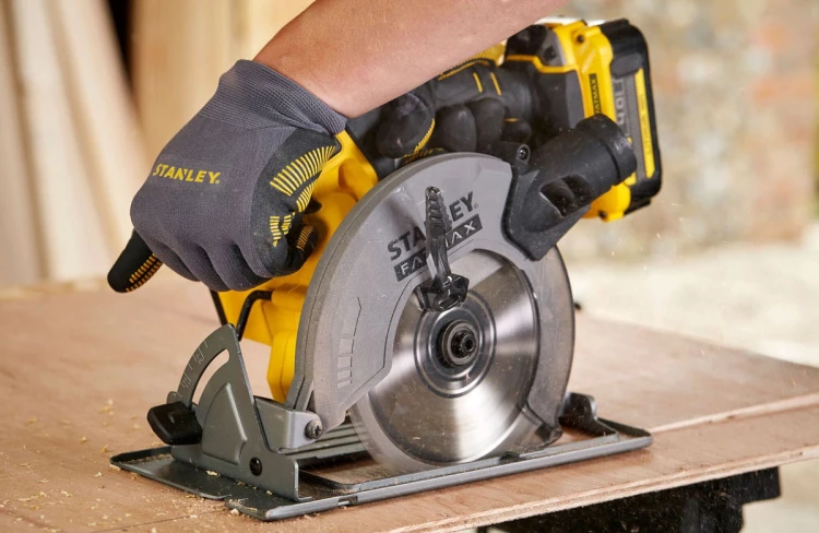 Pilarka tarczowa 18V STANLEY FATMAX V20 SFMCS500