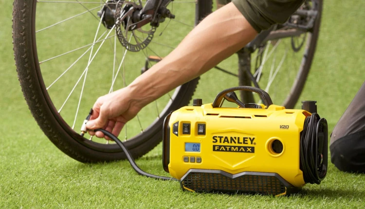 Kompresor Stanley Stanley V20 11 bar, wersja zerowa, bez akumulatora i ładowarki SFMCE520B-QW
