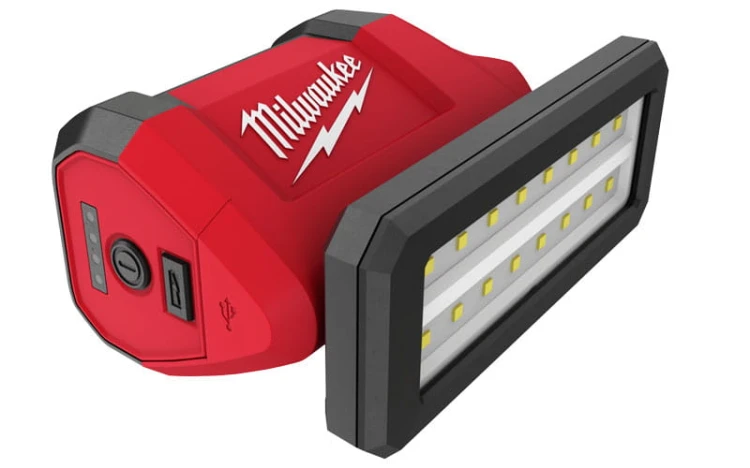 Reflektor Milwaukee z obrotową głowicą M12PAL 700lm IP54 4933478226