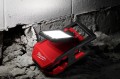 Lampa warsztatowa z zaciskiem i obrotową głowicą Milwaukee M18 PAL2-0 2000 lm 4933493547