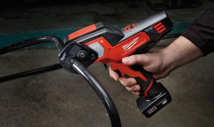 Obcinak do kabli Milwaukee M12CC-0
