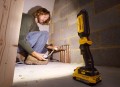 Lampa warsztatowa Stanley V20 wersja zerowa, bez akumulatora i ładowarki SFMCL050B-XJ