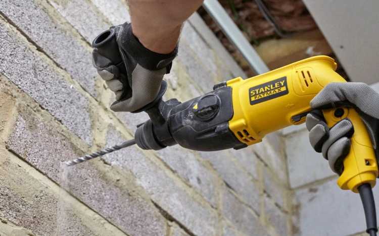 Młotowiertarka SDS+ Stanley Fatmax 750W 2.2J akcesoria, kufer SFMEH200K-QS