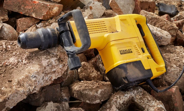 Młotowiertarka SDS+ Stanley Fatmax 800W 5-15J kufer SFMEH230K-QS