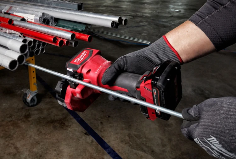 Obcinak do prętów gwintowanych Milwaukee M18BLTRC