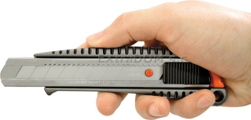 Nóż na ostrza segmentowe 18mm L-500 GRP (SB) NT Cutter 489643