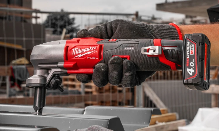 Nożyce do blachy 1.6mm Milwaukee M12FNB16