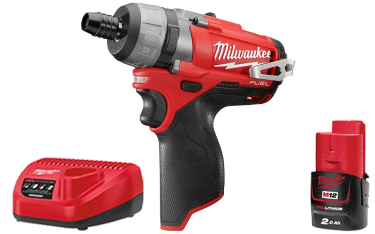 Wiertarko - wkrętarka Milwaukee M12CD