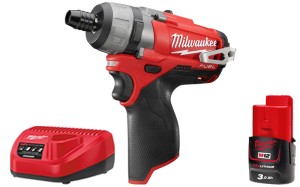 Wiertarko - wkrętarka Milwaukee M12CD-301 1x aku. 3.0Ah i ładowarka