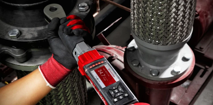 Cyfrowy klucz dynamometryczny Milwaukee M12ONEFTR12