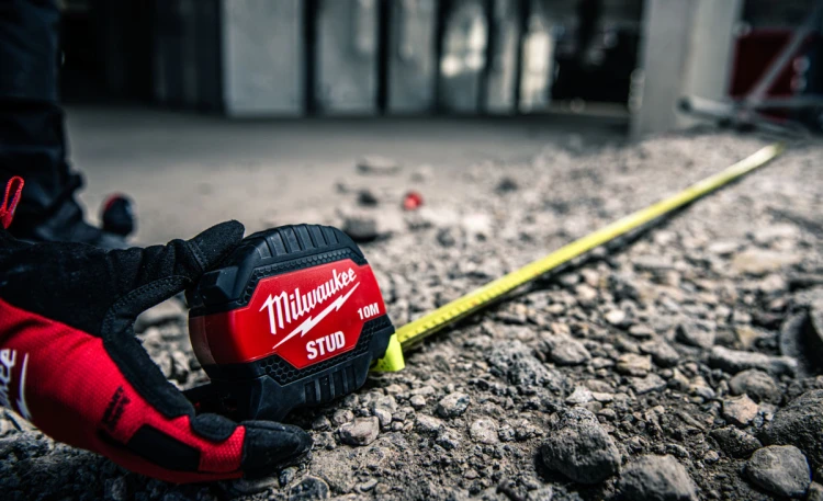 Taśma miernicza STUD Milwaukee GEN 3 długości 8m