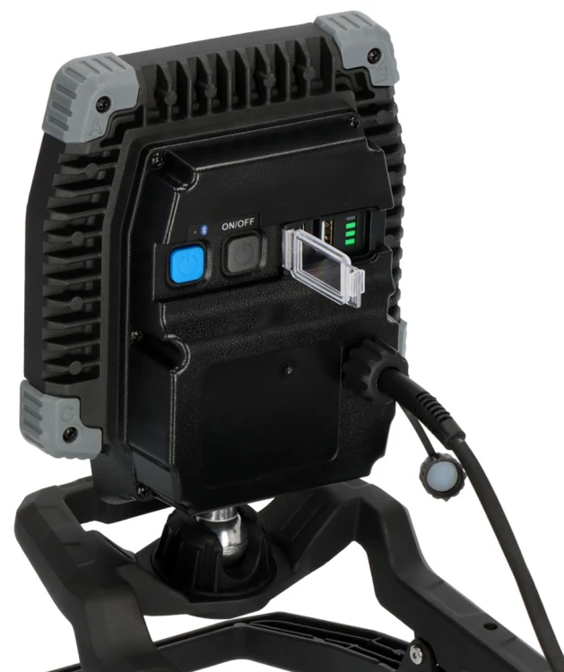 Mobilny reflektor budowlany, hybrydowa lampa LED CL 5050 MBAH Clip, 6800lm, IP65