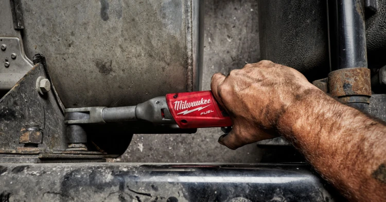 Grzechotka wysokoobrotowa ⅜″ Milwaukee M12FIR38LR