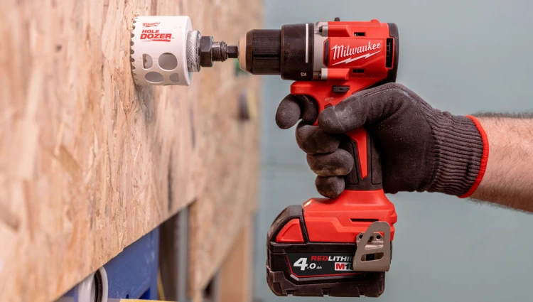Kompaktowa wiertarko - wkrętarka bezszczotkowa Milwaukee M18BLDDRC