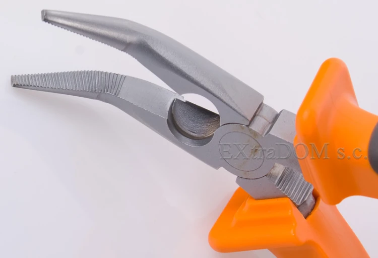 Szczypce wydłużone wygięte Neo Tools 160mm 01-015