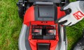 Kosiarka akumulatorowa Milwaukee M18F2LM46-802 M18 FUEL™ 2x aku. 8.0Ah FORGE, super ładowarka M18 DBSC, z napędem 46 cm na dwa akumulatory 4933499215