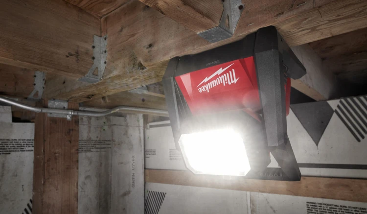 Lampa strefowa AC/DC Milwaukee M18HOAL 4000lm, wersja zerowa, bez akumulatora i ładowarki 4933478118