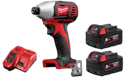 Kompaktowa zakrętarka udarowa Milwaukee M18BID-502 180Nm 2x aku. 5.0Ah, ładowarka