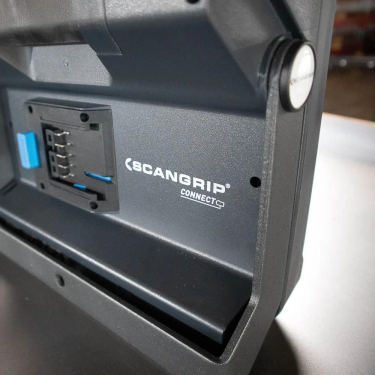 Akumulatorowa nieoślepiająca lampa robocza SCANGRIP 4000 lm VEGA 4 CONNECT 03.6104C