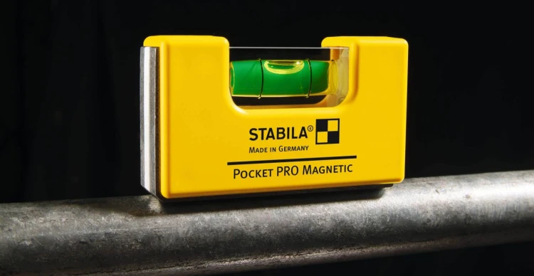 Kieszonkowa poziomica dla elektryka Stabila Pocket PRO Magnetic 17953