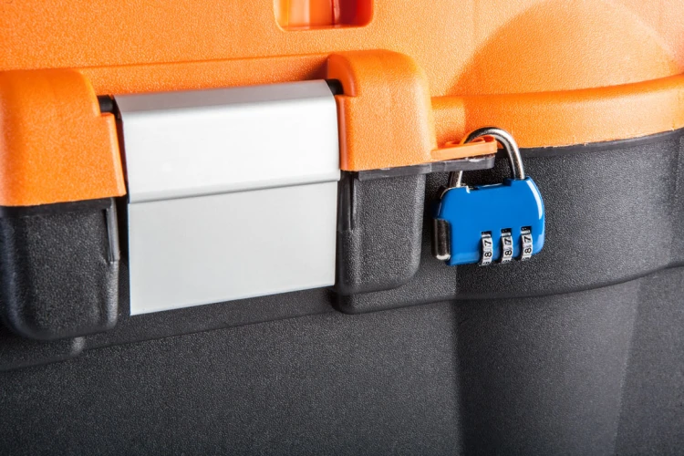 Skrzynka narzędziowa 18" NEO TOOLS z wkładką i organizerami