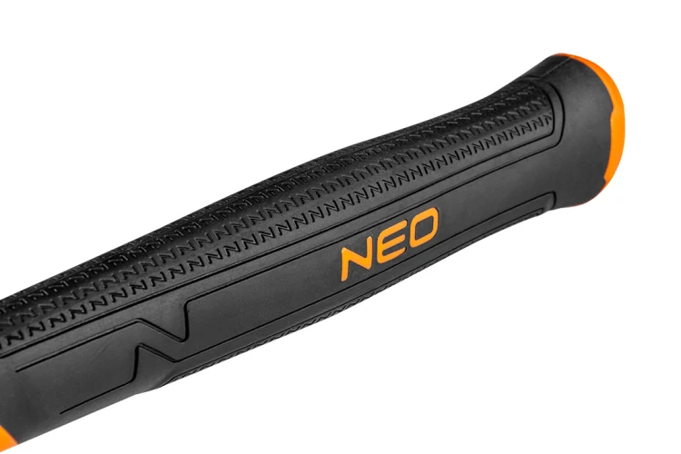 Młotek ślusarski NEO TOOLS 1000 g, trzonek z włókna szklanego
