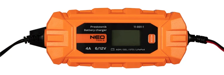 Prostownik automatyczny NEO TOOLS 4A/70W 3-120Ah do akumulatorów kwasowych / AGM / GEL