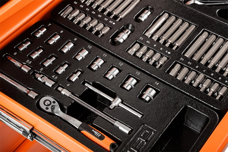 Szafka warsztatowa NEO TOOLS 5 szuflad + 117 narzędzi