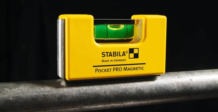 Kieszonkowa poziomica Stabila Pocket PRO Magnetic 17768