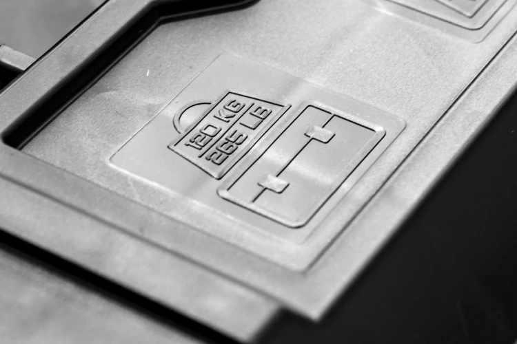Skrzynka narzędziowa 350 NEO TOOLS system modułowy I