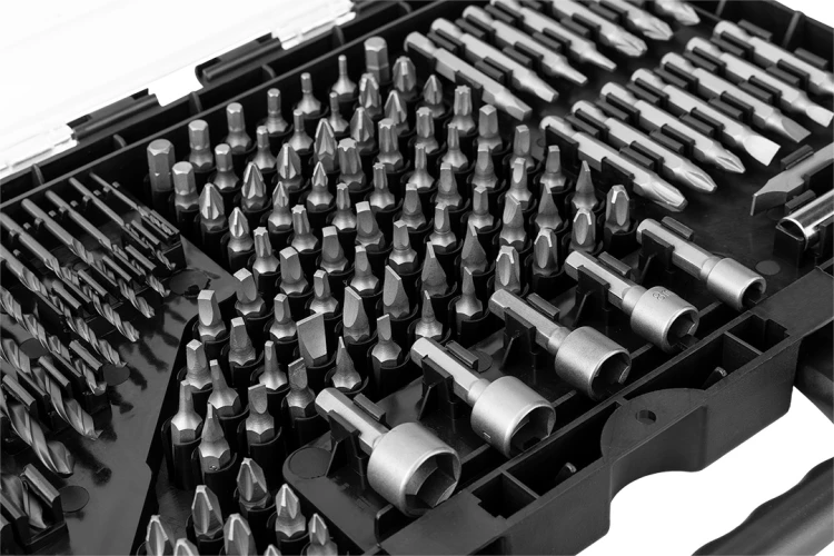 Wiertła, bity, nasadki GRAPHITE zestaw 120 szt.
