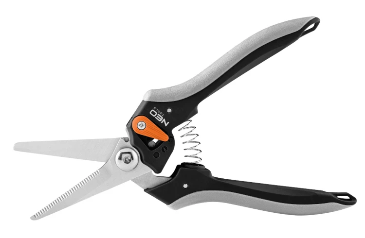 Sekator uniwersalny 210 mm NEO TOOLS zakres do 6 mm, regulowany rozstaw