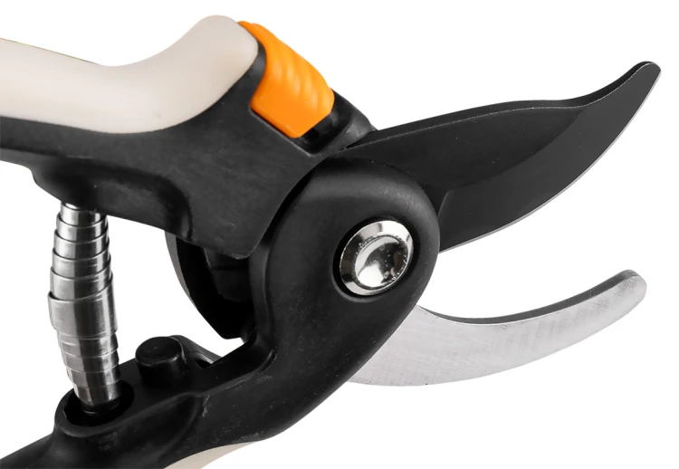 Sekator by-pass 200 mm NEO TOOLS zakres do 18 mm, regulowany rozstaw.